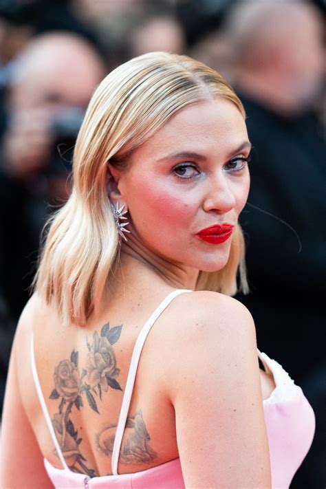 Scarlett Johansson Asteroid City Red Carpet At Cannes Film Festival