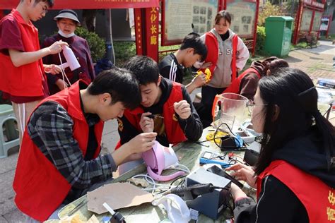 电气信息学院开展“青春献礼二十大志愿服务暖人心”系列活动 武汉工程大学电气信息学院