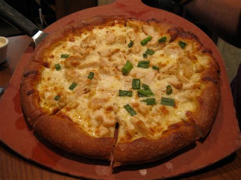 Pizza For Two An Amazing Pizza From The Olive Garden
