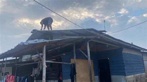 Empat Rumah Di Bangka Tengah Rusak Diterjang Angin Puting Beliung Dua