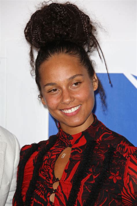 Alicia Keys Critiqu E Sans Maquillage Son Mari Swizz Beatz Monte Au