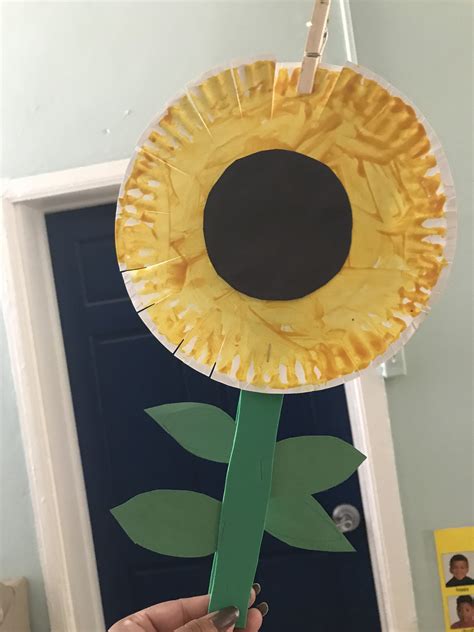 Sunflower Sunflower Crafts Toddler Art Projects Toddler Arts And Crafts