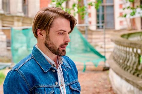 Сериал «Поворот к счастью» (2023) - сюжет, актеры и роли, кадры из сериала