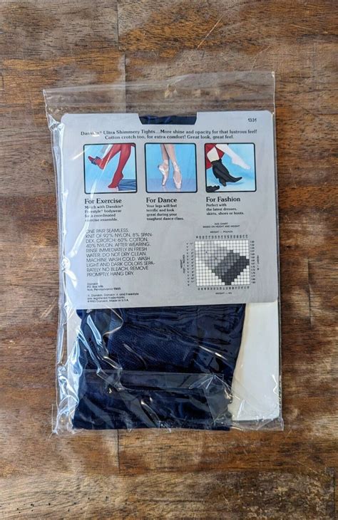 Vintage 1985 Danskin Ultra Shimmery Tights Pantyhose Navy Blue A Nip