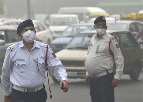 How Delhi is battling with toxic smog - Rediff.com Business