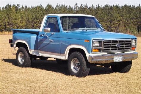 1983 F 150 Blue White 08y 1983 Ford F150 Flareside 4x4 30 Flickr