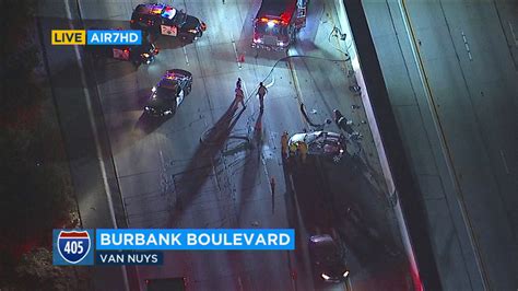 1 Critical After Multi Vehicle Crash On 405 Fwy In Van Nuys All Lanes Reopened Abc7 Los Angeles