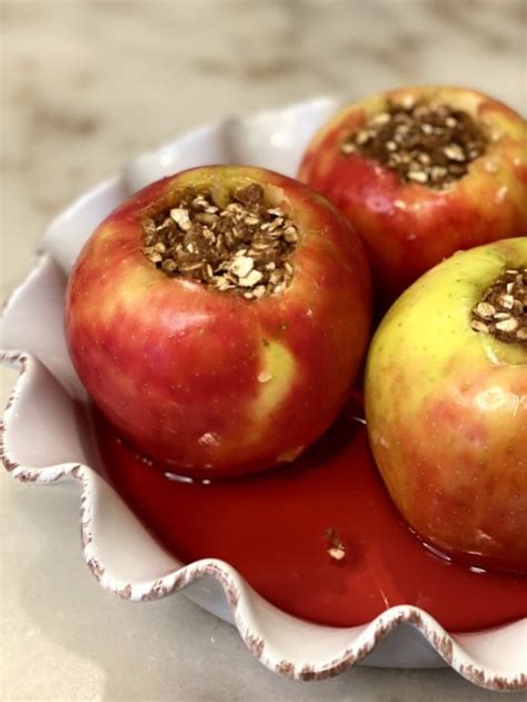 Pumpkin Spice Baked Apples Easy Dessert Coogan S Kitchen