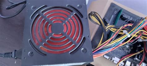 Блок питания XILENCE Redwing Series XP700R7 (XN054) 700W ATX простой ...
