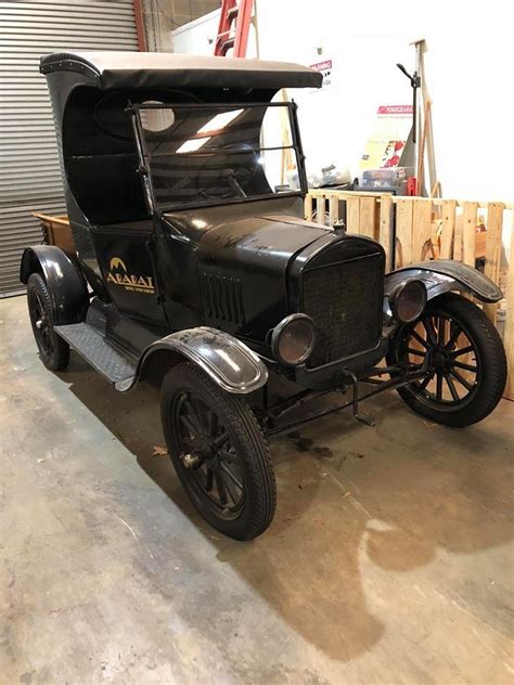 1918 Ford Model T Vintage Car Collector