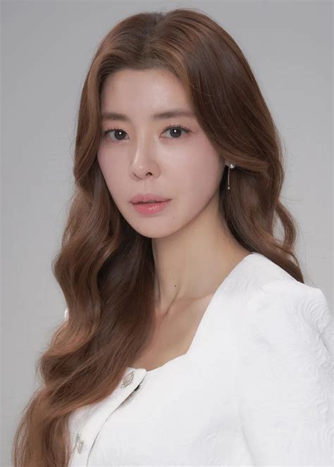 Actress Explains How She Ended Up Going Fully Nude In Film Featuring