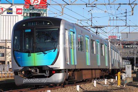 西武池袋線を走る40000系電車 写真素材 6293255 フォトライブラリー photolibrary