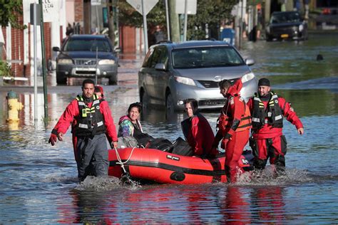 Hurricane Ida causes flooding and destruction - ABC News