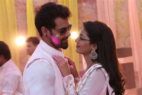 [photo] Pragya And Abhi The Magical Tv Couple Iwmbuzz