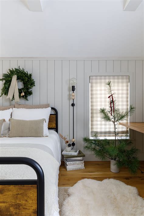 Becky Shea Design (BS/D) - Mitzi x BS/D - Slater Plug-In Sconce