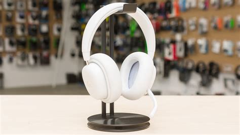 Logitech G735 Wireless Review - RTINGS.com