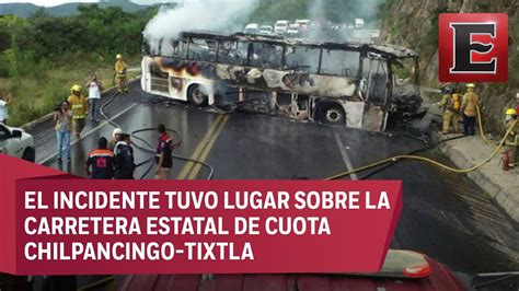 Grupo Armado Incendia Autob S En Tixtla Guerrero Youtube