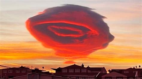 Impactante Apareci Una Gigantesca Nube En Forma De Flor Video