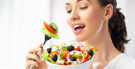 Healthy Eating Tips For Women At 40 Goqii