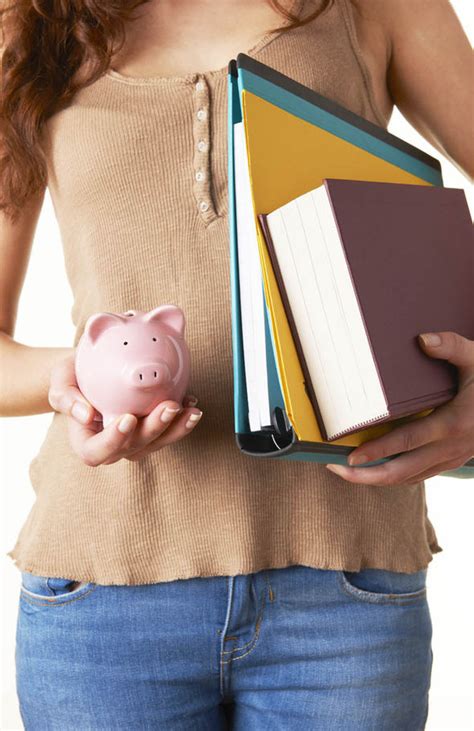 Loan Sharks Post Students Nude Photos After They Fail To Pay Debt World News Express Co Uk