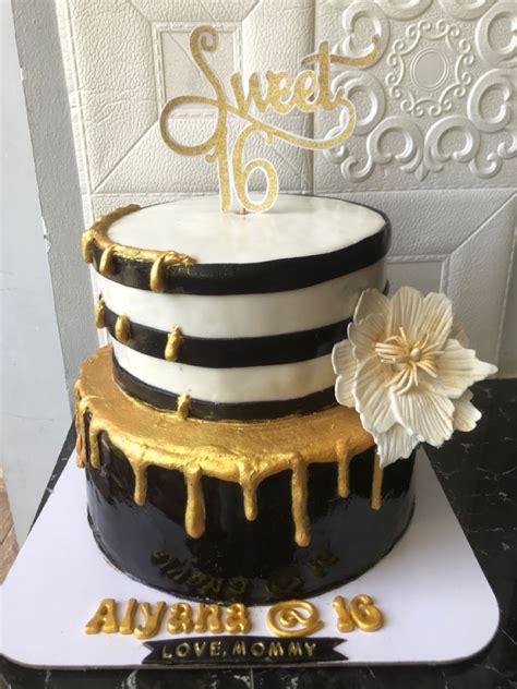 Black White Gold Drip Cake Drip Cakes Cake Designs Cake