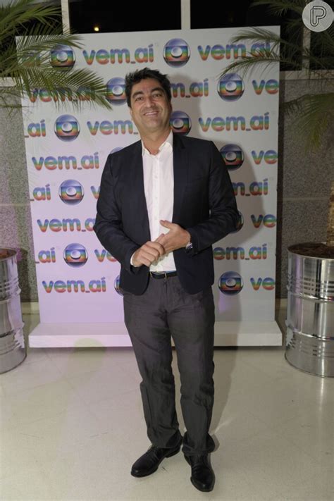 Foto Zeca Camargo Trabalhou Por Quase Anos Na Tv Globo Purepeople