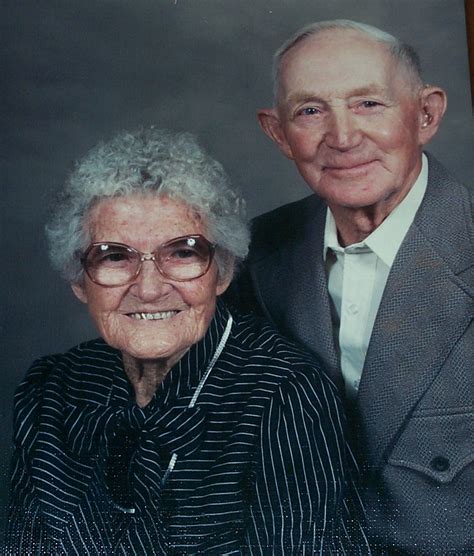 carrie lee barnett davis   find  grave memorial