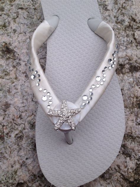 Wedding Flip Flops.Bridal Flip Flops.Beach Wedding. Ivory