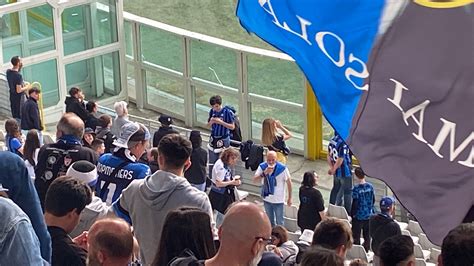 Grande Festa Per I 604 Nerazzurri Nel Settore Ospiti Di Torino In