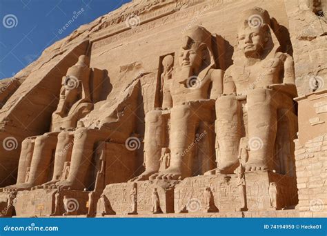 Os Templos De Abu Simbel Em Egito Foto De Stock Imagem De Egipto