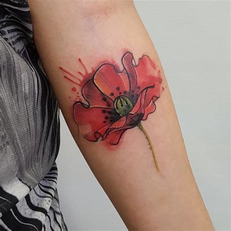 Beautiful Poppy Tattoo Designs For Women Tattooadore Poppies