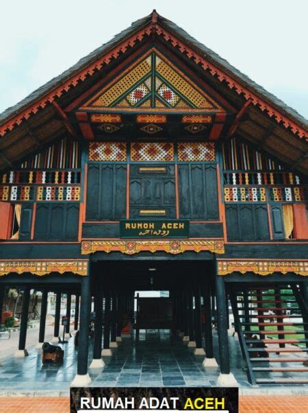 Rumah Krong Bade Rumah Adat Masyarakat Aceh Pariwisata Indonesia