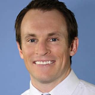 Dr Christopher Minnock Md Royal Oak Mi Orthopaedic Surgery