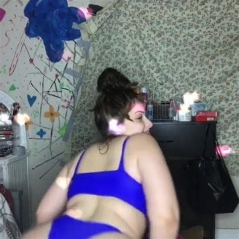 BBW Twerk En String Free Chubby Twerk HD Porn Video F XHamster