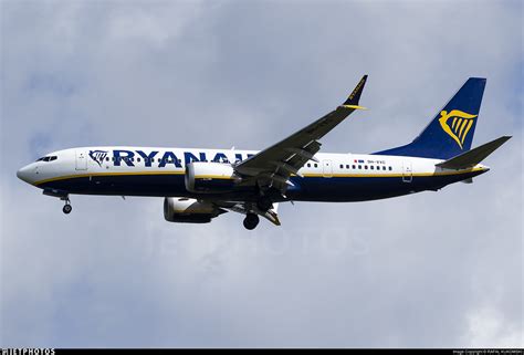 9H VVC Boeing 737 8 200 MAX Ryanair Malta Air RAFAL KUKOWSKI