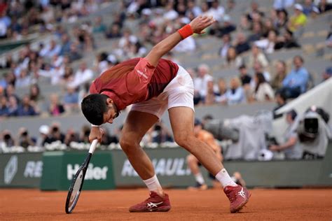 Novak Se Povla I Sa Rolan Garosa