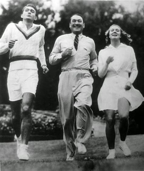 Andrew V Mclaglen Alchetron The Free Social Encyclopedia