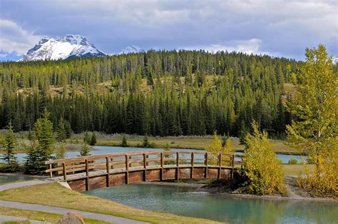 10 Incredible Bucket List Vacations To Take In Banff National Park