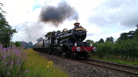 7029 Clun Castle Clags Past Edstone Crossing The Shakespeare