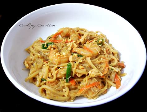 Cooking Creation Pad Thai With Chicken Shrimp And Tofu