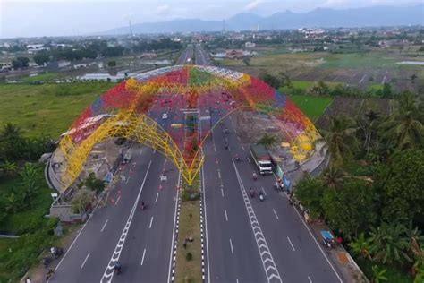 Ini Bukan Di Jawa Timur Ini Di Lombok Inilah Rekomendasi Tempat Wisata