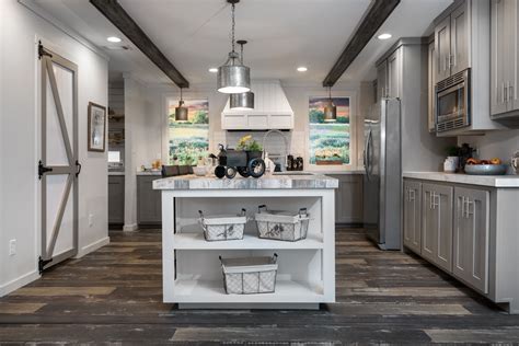 11++ Interior farmhouse mobile home inspiration | focusfarmhouse