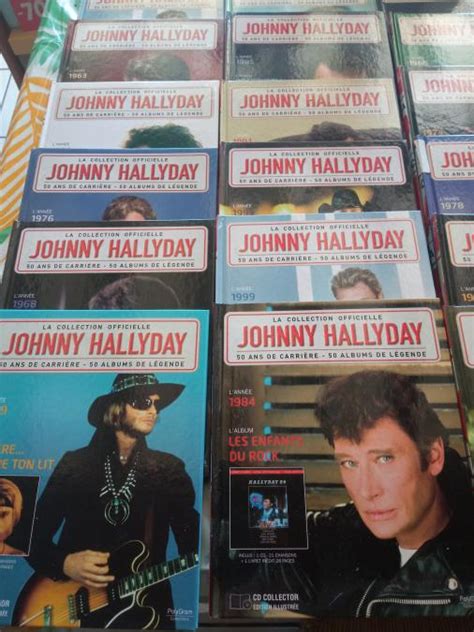 Troc Echange Collection Officiel Johnny Hallyday Livres Avec Cd Sur