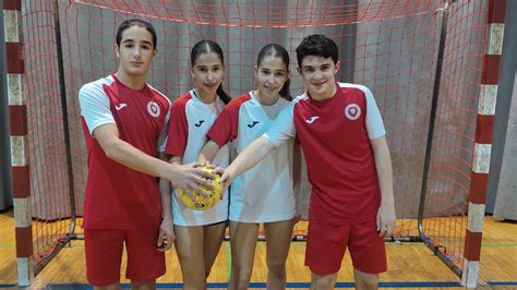 Cuatro Jugadores De Las Escuelas Deportivas De Balonmano De Puertollano