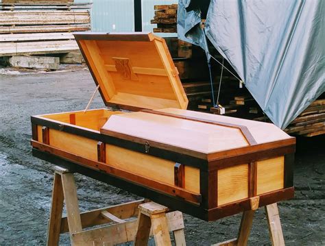 Handmade Fir Casket Handmade Wooden Casket Wooden