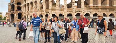 7 Advantages Of Guided Tours For First Time Travelers Ef Go Ahead Tours