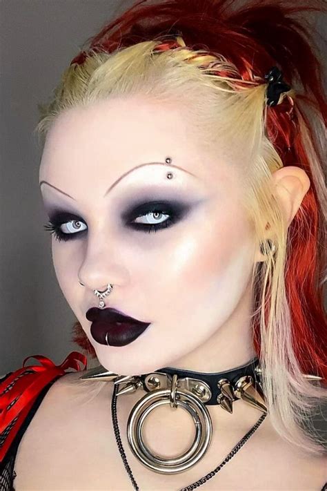 15 Pretty Goth Makeup Looks You Must Try This Summer Goth Makeup Looks Goth Makeup Pastel