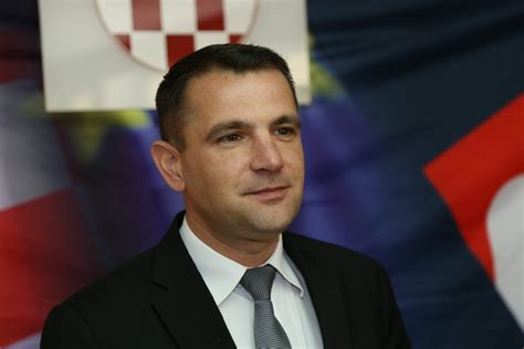 matija posavec sam protiv svih za zupana