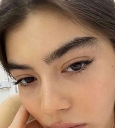 How To Grow Eyebrows Tips For Growing Back Overplucked Brows Fast Artofit