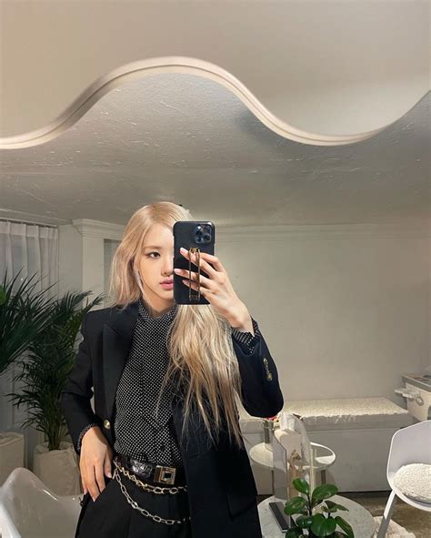 Blackpink S Rosé Spills Her Secrets On Taking The Perfect Instagram Photo Koreaboo